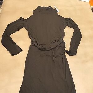 White House Black market cold shoulder  long sleeve side rouche body con dress 8